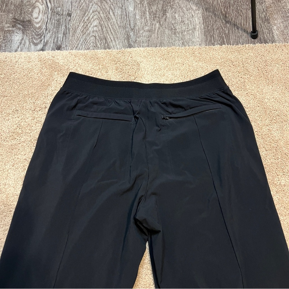 Women’s Athleta Pants Size 6 - Picture 8 of 11